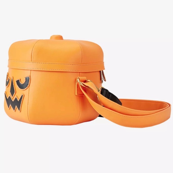 NWT McDonald’s GITD Pumpkin Crossbody Purse - Picture 4 of 6